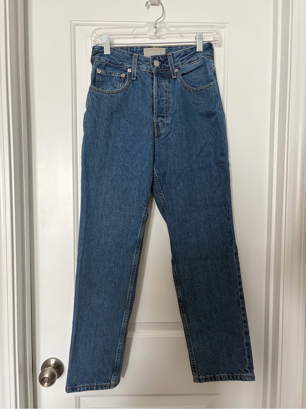 Everlane Mid-Rise Cropped Straight Jeans in Deep Blue Denim